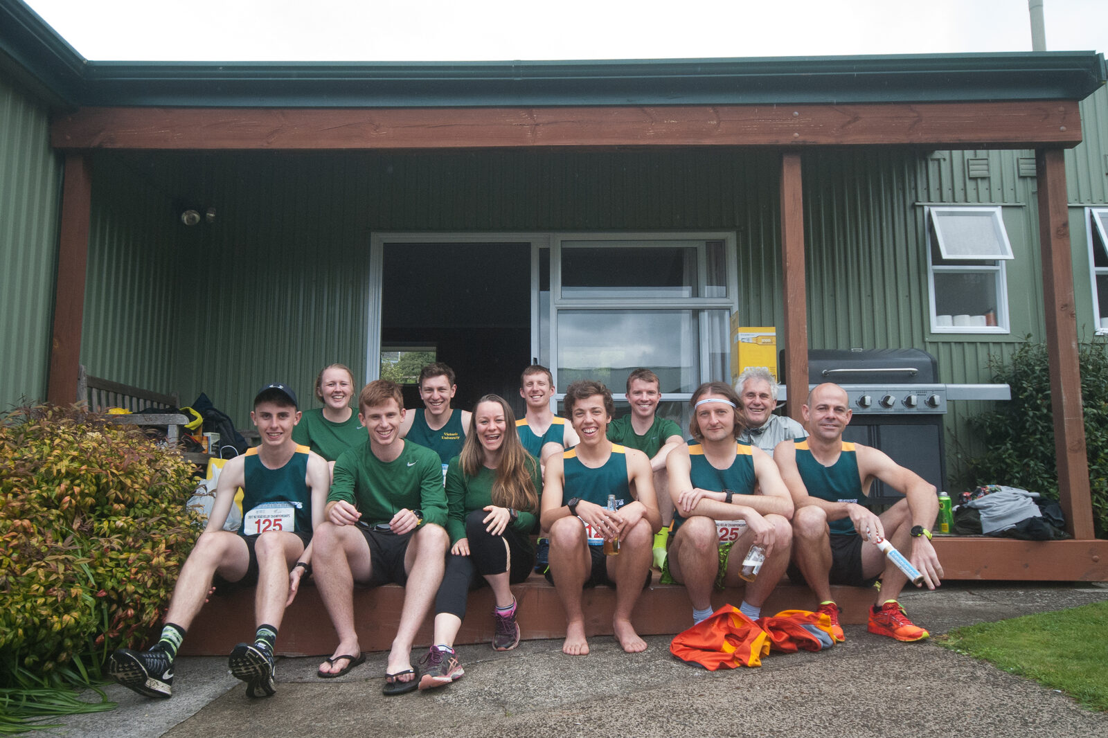 2017 NZ Road Relay Championships, team members at the Paradise Valley Lodge in Rotorua.  Photo by Sarah Hardy 